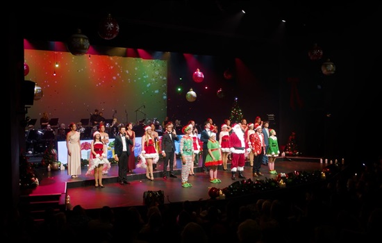Carols by Candlelight 2025